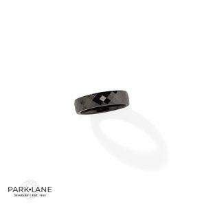 Park Lane Domino titanium ring Black or white